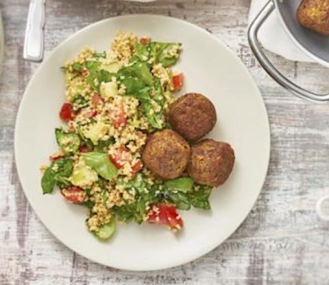 Tabouleh met falafel